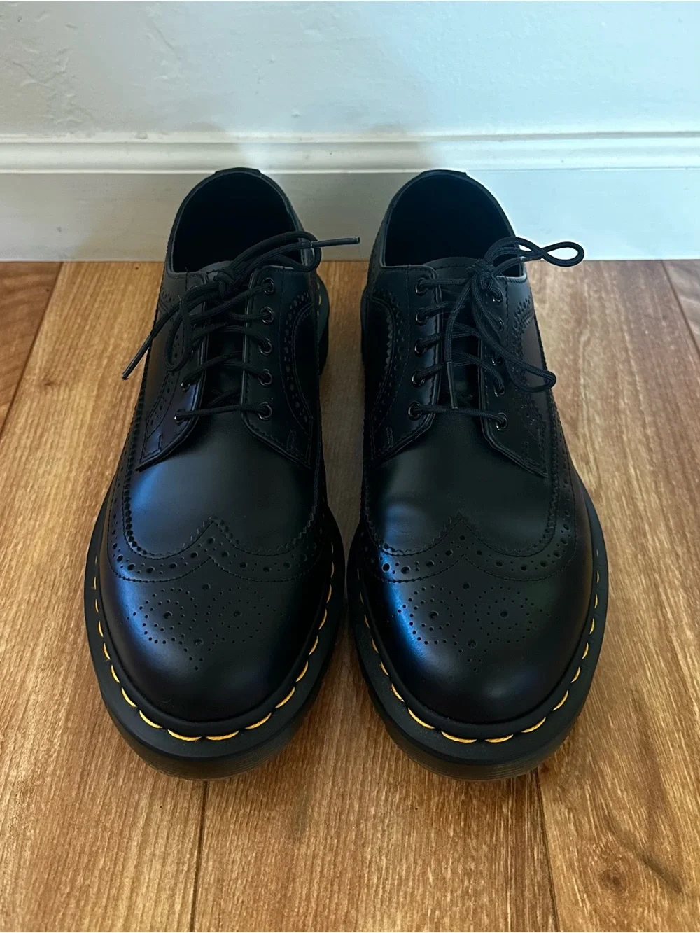 Dr. Air Wave Marten 3989 brogue shoe